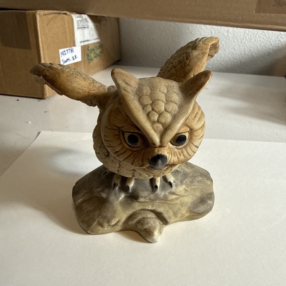 Vintage‎ Owl w/ Spread Wings Perched on Log. 5 inches Tall Figurine
